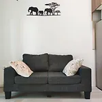 Helena Apartment *
