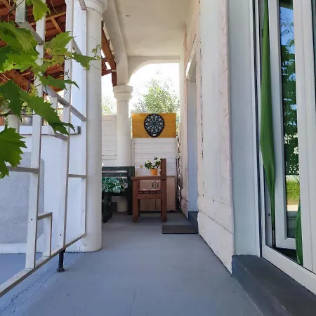 Helena Apartmán