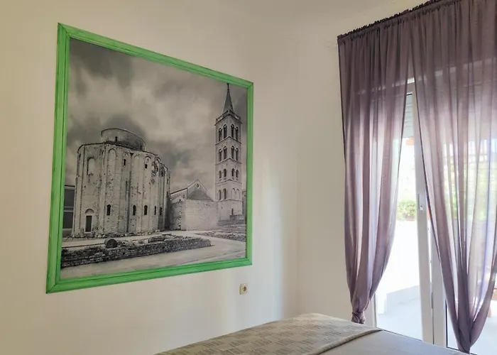 Helena Апартаменты