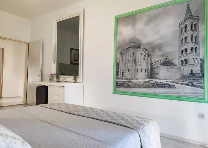 Апартаменты Helena Задар