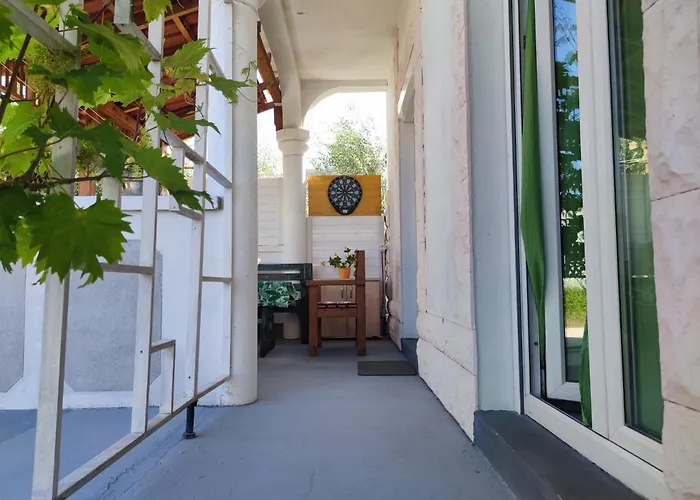 Helena Апартаменты